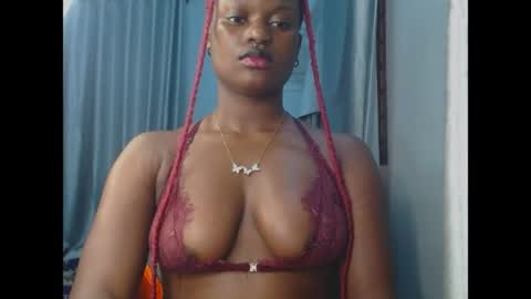 Snapshot of cum_ebony_petitxx chatting on May 22, 8:10 am cath online show from May 22, 8:10 am