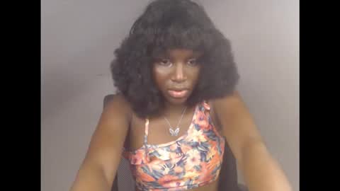 Snapshot of cum_ebony_xsecret chatting on October 27, 7:12 am sophie online show from October 27, 7:12 am