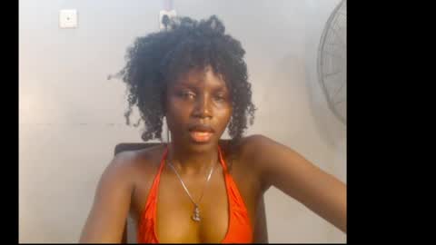 sophie online show from April 23, 6:58 am