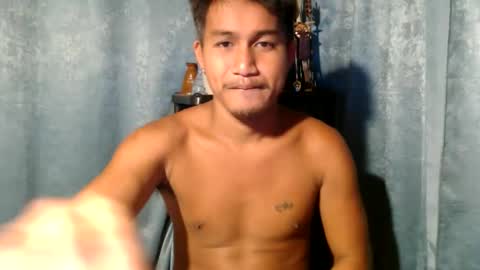 Snapshot of cum_overload chatting on June 4, 2:28 am cum_overload online show from June 4, 2:28 am