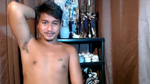 Snapshot of cum_overload chatting on June 10, 3:18 am cum_overload online show from June 10, 3:18 am