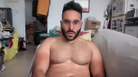 Snapshot of cuman15 chatting on May 21, 8:32 am Cuman online show from May 21, 8:32 am