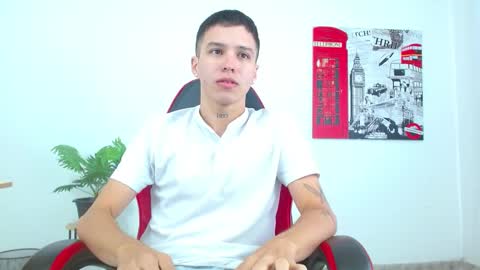 cumandres online show from October 29, 2:08 pm