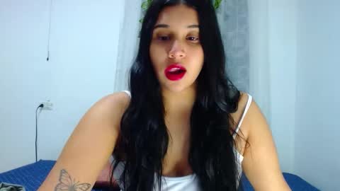 Snapshot of cumb0y_squirtgirl chatting on December 2, 9:03 am Pablo and emma online show from December 2, 9:03 am