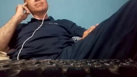 cumbian_chero online show from May 8, 11:32 pm