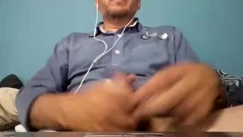 cumbian_chero online show from May 19, 2:01 pm