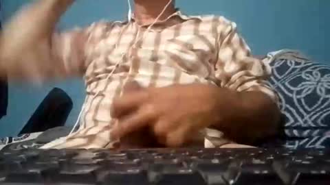 cumbian_chero online show from May 31, 6:09 pm
