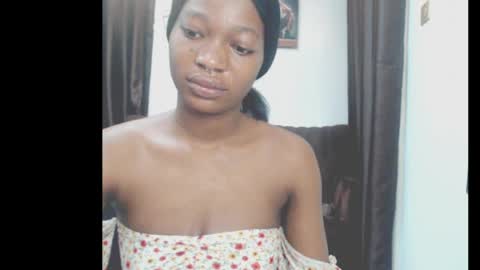cumebony_petit online show from March 30, 6:25 am
