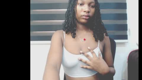 cumebony_petit online show from May 3, 1:28 pm