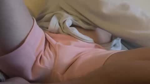 Snapshot of cumfar1985 chatting on November 9, 4:05 pm Cumfar online show from November 9, 4:05 pm