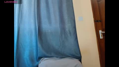 Snapshot of cumfordaddy111 chatting on June 5, 11:49 am Sweet mona online show from June 5, 11:49 am