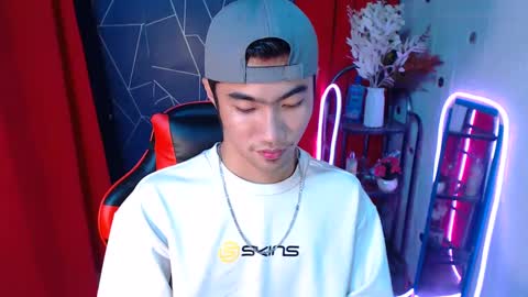 ask me online show from December 12, 3:21 am