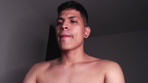 Snapshot of cumjuicy chatting on December 9, 2:13 am Sebby online show from December 9, 2:13 am