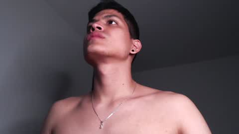 Snapshot of cumjuicy chatting on January 13, 12:41 am Sebby online show from January 13, 12:41 am