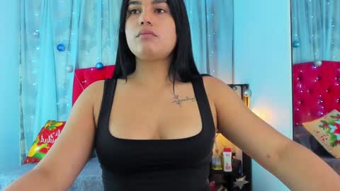 Snapshot of cumming_tiffani chatting on December 11, 12:34 pm cumming tiffani online show from December 11, 12:34 pm