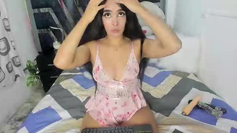 Snapshot of cummylove1 chatting on October 21, 2:56 am kelly doll allen online show from October 21, 2:56 am