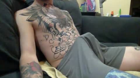 Snapshot of cumonover420 chatting on June 11, 1:38 am cumonover420 online show from June 11, 1:38 am