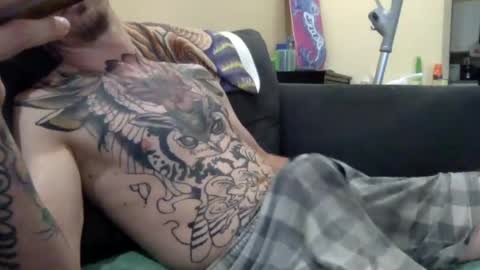 Snapshot of cumonover420 chatting on July 13, 5:27 pm cumonover420 online show from July 13, 5:27 pm