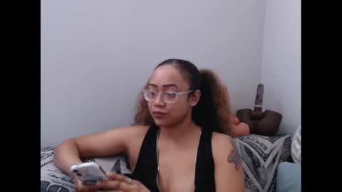 Nia Reese online show from March 25, 3:40 pm