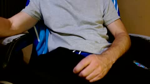 Snapshot of cumshard35 chatting on July 5, 6:09 am cumshard35 online show from July 5, 6:09 am
