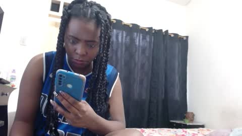 dominic and julieta... independent models online show from November 14, 12:15 pm