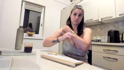 maria  alex online show from June 14, 1:36 am