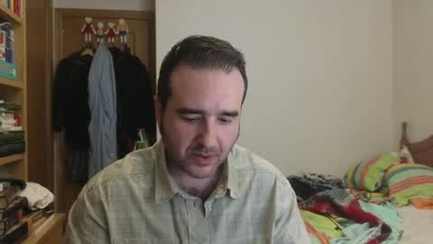 Snapshot of curiosillo1983 chatting on May 5, 4:04 pm curiosillo1983 online show from May 5, 4:04 pm