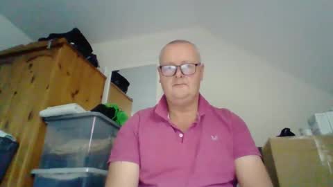 curiousax77 online show from November 7, 9:31 am