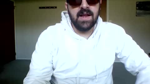 Snapshot of curiouser_guy chatting on June 2, 1:57 pm curiouser_guy online show from June 2, 1:57 pm