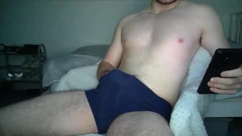 Snapshot of curiousharryxx chatting on December 22, 4:06 pm BritishHarry online show from December 22, 4:06 pm