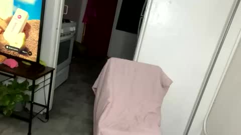 curliegirlee online show from March 12, 2:50 am