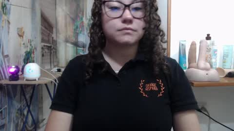 Vannesa online show from April 9, 2:33 am