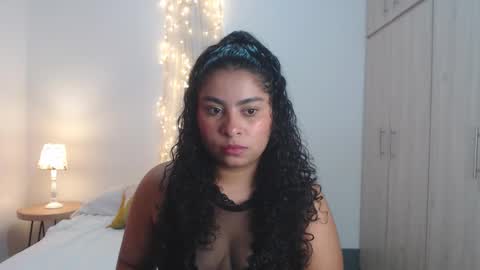 Sophia online show from March 6, 1:18 pm