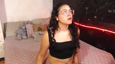 Snapshot of curlycool chatting on January 13, 2:07 am Max and Cata online show from January 13, 2:07 am