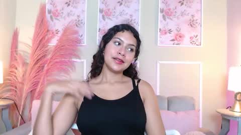 Snapshot of curlydani chatting on October 4, 12:25 pm DANI online show from October 4, 12:25 pm