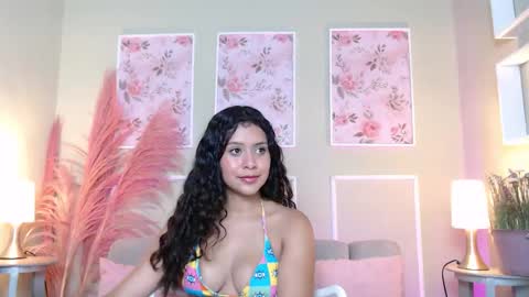 Snapshot of curlydani chatting on October 6, 7:00 pm DANI online show from October 6, 7:00 pm