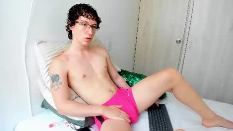 Noah online show from July 3, 3:18 pm