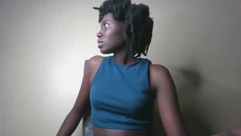 Snapshot of curry_nikita chatting on April 18, 7:07 pm Nikita online show from April 18, 7:07 pm