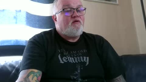 Snapshot of curtus14 chatting on March 21, 9:03 am curtus14 online show from March 21, 9:03 am