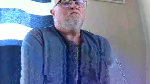 Snapshot of curtus14 chatting on May 1, 6:18 am curtus14 online show from May 1, 6:18 am