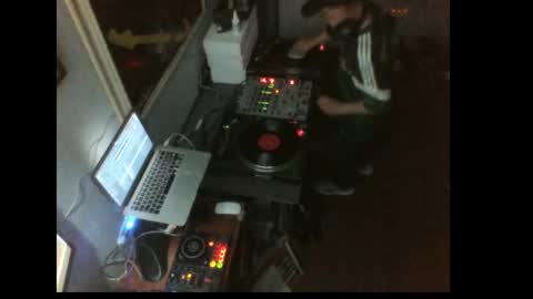 curvelover1977 online show from January 18, 1:53 am