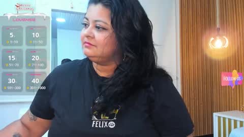  Hanna  online show from November 26, 11:00 am