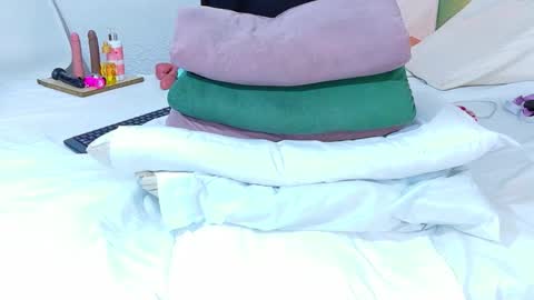 Danna online show from March 11, 6:47 pm