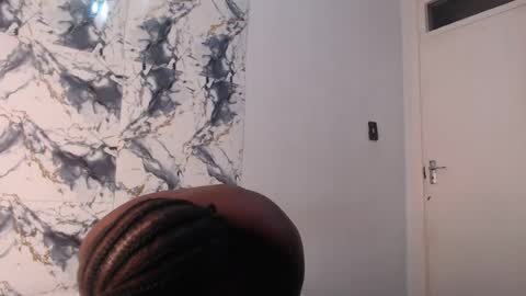 Snapshot of curvyj255 chatting on July 23, 12:46 am curvyj255 online show from July 23, 12:46 am