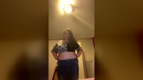 Snapshot of curvyplayday chatting on July 14, 4:39 am dahlia -kim online show from July 14, 4:39 am