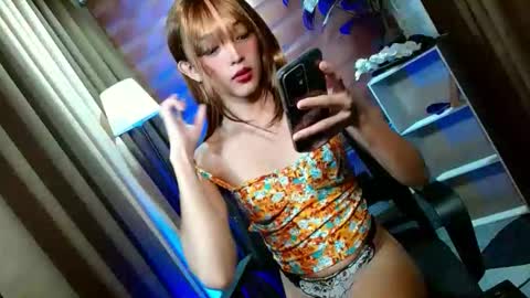 Snapshot of curybb_hanna19 chatting on May 11, 1:17 pm BBY CURLYHANNA online show from May 11, 1:17 pm