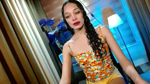 Snapshot of curybb_hanna19 chatting on June 13, 10:57 am BBY CURLYHANNA online show from June 13, 10:57 am