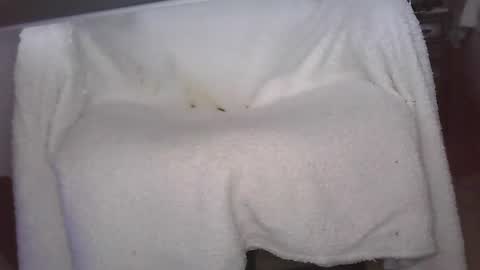 Snapshot of cut_guy64 chatting on December 24, 9:33 pm Cut Guy online show from December 24, 9:33 pm