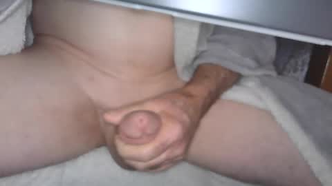 Snapshot of cut_guy64 chatting on January 6, 10:13 am Cut Guy online show from January 6, 10:13 am