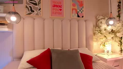 Snapshot of cute__cherry_ chatting on October 22, 9:14 pm Amber online show from October 22, 9:14 pm